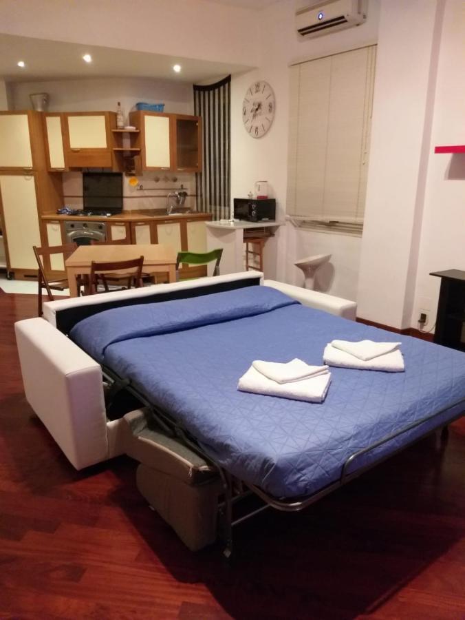 Vacanze Romane Con Giardino ภายนอก รูปภาพ